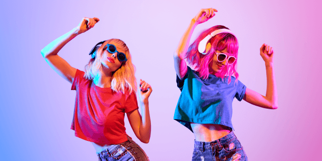 Плейлист Dance Radio Hits